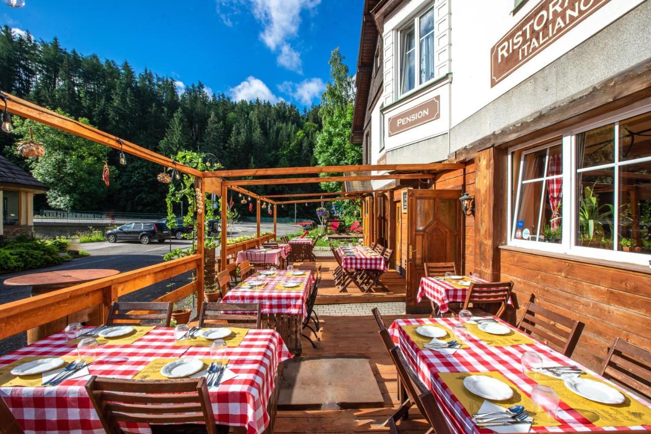 Penzion Sofinata & Pizzeria Špindlerŭv Mlýn Екстериор снимка