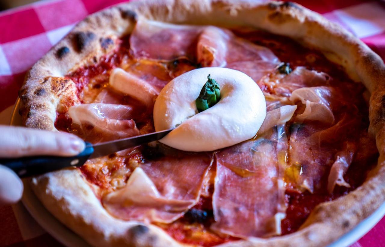 Penzion Sofinata & Pizzeria Špindlerŭv Mlýn Екстериор снимка